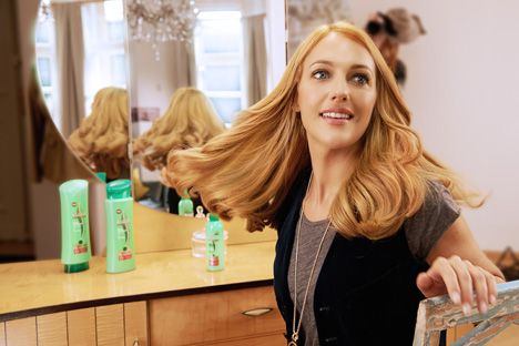 Deutsche Schauspielerin Meryem Uzerli wirbt für Unilever in 23 Ländern - Unilever-Fernsehspot mit Schauspielerin Meryem Uzerli entwickelte JWT Turkey (Foto: Screenshot/Lyons Consulting)