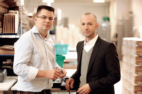 Goldman Sachs steigt bei Brillenhändler Mister Spex ein - v.l. Mister Spex-Chefs Dirk Graber und Mirko Caspar