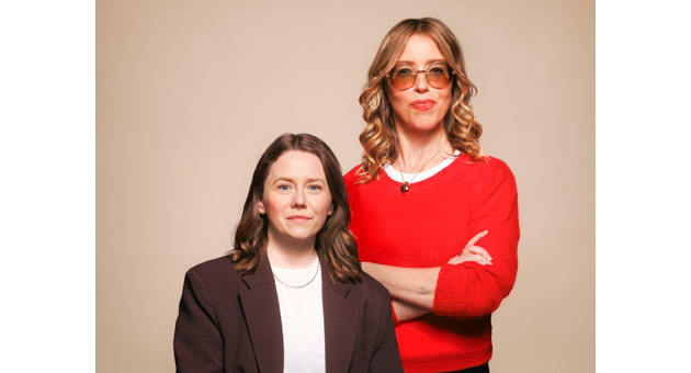 Qonto vergibt PR- und Kommunikationsetat für Deutschland - Openers Geschäftsführerinnen-Duo (v.l.) Kerstin Bock und Carolin Lessoued gewinnen Qonto als Neukunden – Foto: Stefan Wieland