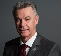 Ottmar Hitzfeld ist Markenbotschafter der Modemarke Camp David -