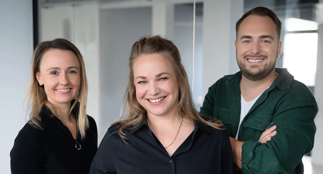 OMG gründet eigene Agentur für REWE Group - Susanne Grundmann, Jana Eckhardt und Joel Koch (vlnr.) – Foto: PION3ERS