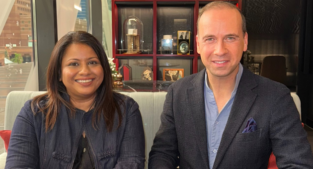 Piabo expandiert nach Singapur - Sara Pareira und Tilo Bonow wollen den Kund:innen den Weg in die APAC-Region kommunikativ ebnen - Foto: Piabo