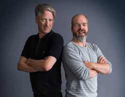 Hirschen Group baut PRODEERS-Kapazitäten aus - Dietmar Zielke und Dennis van Leeuwen bauen das PRODEER lab aus (Foto: Hirschen Group)