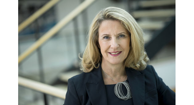 Rheinland-Pfalz modernisiert Mediengesetz - Verlage dürfen Radiosender ab 2026 komplett übernehmen - Medien-Staatssekretärin Heike Raab passt das Landesmediengesetz von Rheinland-Pfalz an die Neuzeit an – Foto: Marc Unger