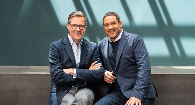 BBDO Germany begrüßt neuen CEO - Der CEO von Team BBDO Christian Rätsch und Simon Usifo, ab Sommer 2024 neuer CEO der Werbeagentur BBDO (vlnr.) – Foto: BBDO