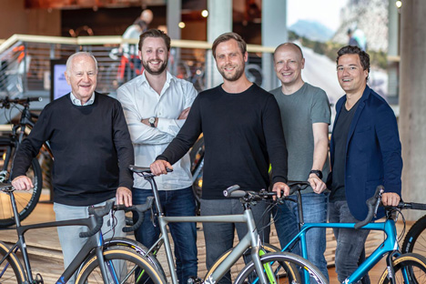 Radhersteller ROSE übernimmt Digitalagentur KOMMERZ - Wollen ROSE Bikes gemeinsam in die digitale Zukunft führen (v.l.): Erwin Rose, Tim Böker, Sebastian Bomm, Thorsten Heckrath-Rose, Marcus Diekmann (Foto: Rose Bikes)