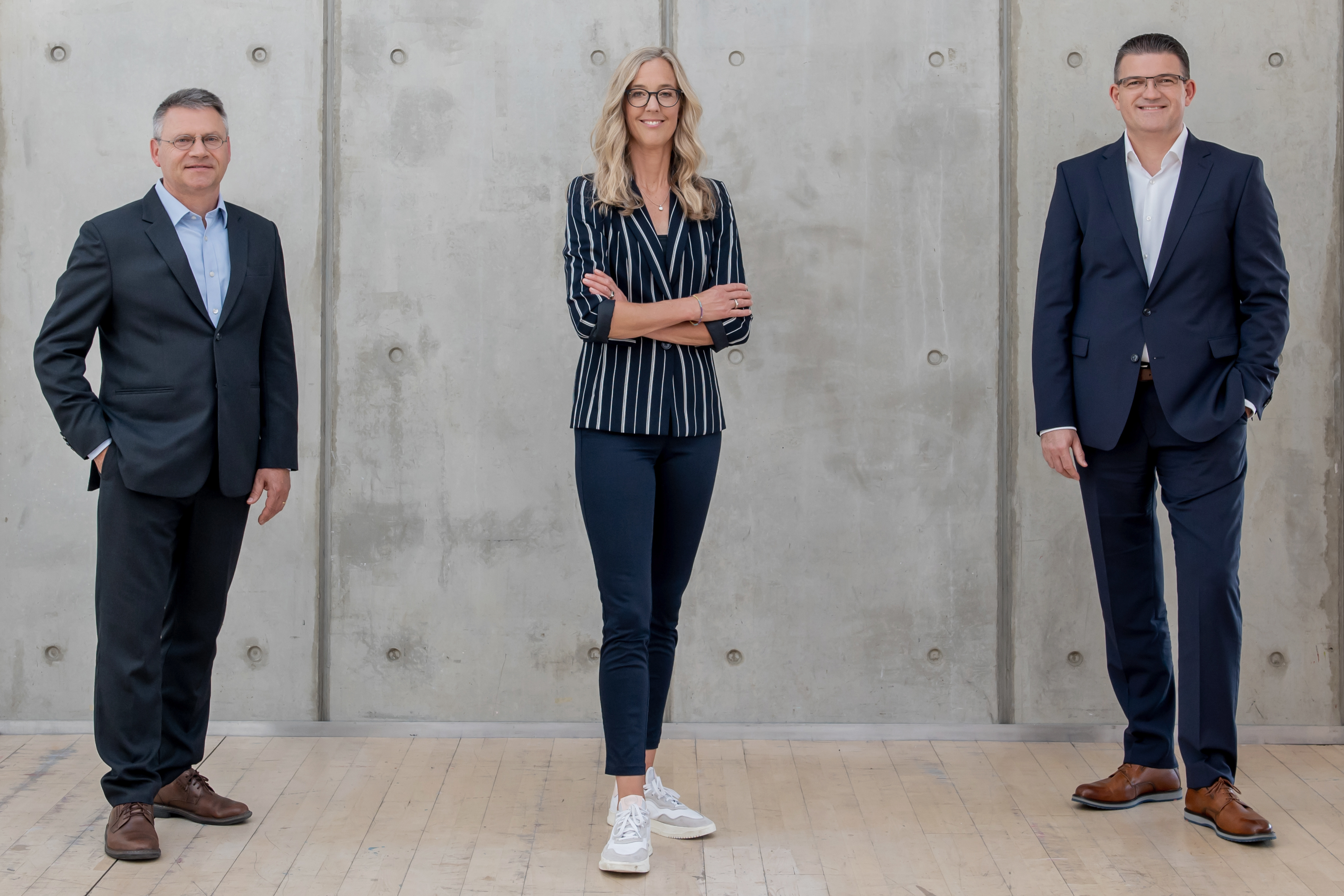 SYZYGY AG: Schwarze Zahlen trotz 14-Prozent-Umsatz-Minus - Der SYZYGY-Vorstand (v.l.): Erwin Greiner (CFO), Franziska von Lewinski (CEO) und Frank Ladner (CTO) - Foto: Martina van Kann