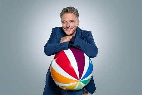 Jörg Pilawa moderiert neue Quizshow bei Sat.1 - Die erste Sat.1-Show von Jörg Pilawa wird ein Ouiz mit einem neuen Ansatz sein - Foto: Seven.One Entertainment