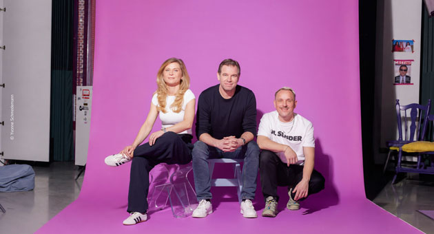 Jung von Matt mit neuer Tech-Unit - Jung von Matt setzt auf die Verzahnung von Marke und Technologie (von links): Verena Schmelzle, Dirk Hibbeler und Max Lederer – Quelle: Yvonne Schmedemann