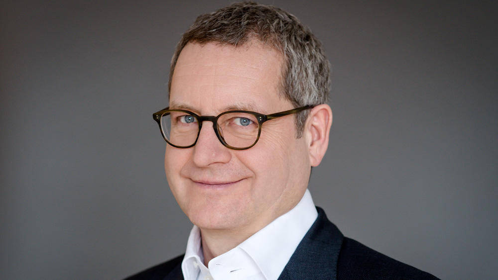 Ex-Spiegel Manager Matthias Schmolz wird GF beim Deutschen Stifterzentrum - Foto: Stifterverband