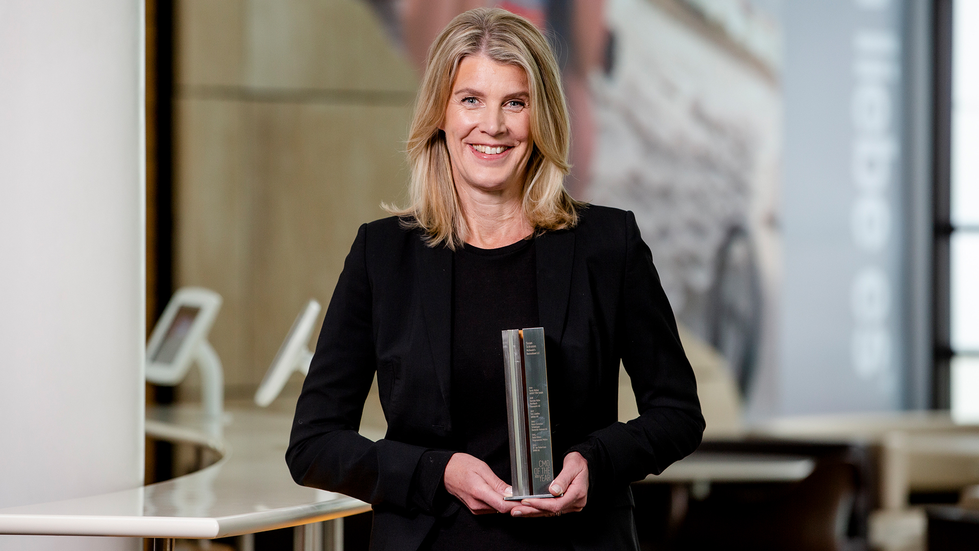 Susan Schramm erhlt die Auszeichnung als CMO of the Year 2020  Foto: Serviceplan