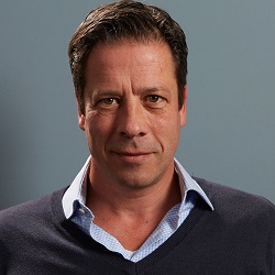 DOoH: UZE Mobility launcht Selbstbuchungsservice - Jan Schwark, CDO von UZE Mobility, will die Automatisierung der Prozesse auf dem UZE Marketplace weiter vorantreiben - Foto: UZE Mobility