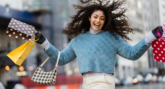 Shein: Green Washing via Börsengang? - Die Fast-Fashion-Portale locken mit Billigmode zum Wegwerfen. Nun folgt Shein den Mitbewerbern und proklamiert Nachhaltigkeit - Foto: Tim Douglas on Pexels