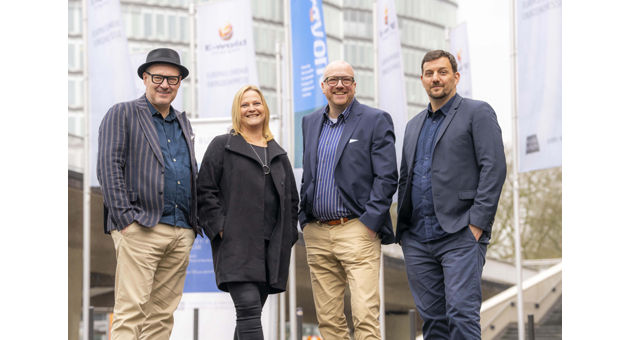 TAS beteiligt an der MNOPLUS Marketing GmbH - Sind jetzt auch gesellschaftsrechtlich verbandelt (v.l.n.r.): Thoams Siepmann (TAS), Sandra Fechner (TAS), Meinhard Nowak (MNOPLUS) und Jan Milkereit (TAS) - Foto: Jochen Tack / TAS