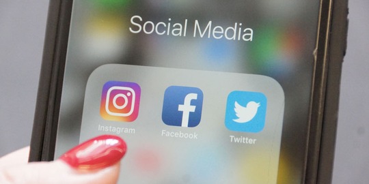 Soziale Medien und Suchmaschinen: Vielfalt statt Filterblasen? - Forscher der Universität Mainz (JGU), der Universität Hohenheim und GESIS – Leibniz-Institut für Sozialwissenschaften stellen die Bildung von Filterblasen und Echokammern im Internet infrage. (Bild: Universität Hohenheim / Corinna Schmid )