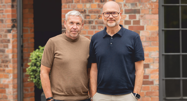 Hajok Design geht an dänische Agentur-Gruppe - Lars Bo Hansen (li.) und Klaus P. Hajok sehen gemeinsam positiv in die Zukunft - Foto: Spring CC