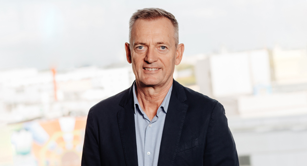 Wie KI die Medienbranche verändert - Im Interview mit new business sieht Medien-Bayern-Geschäftsführer Stefan Sutor TV- & Bewegtbildanbieter "enorm unter Druck" – Foto: Medien Bayern