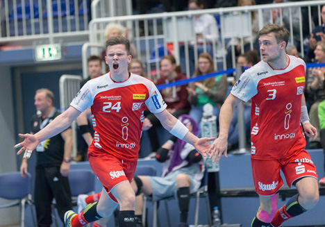 TUSEM Essen und Kempa gehen in die Verlängerung - Auch in den kommenden drei Jahren untersützt die Marke Kempa den Handball-Zweitligisten; Foto: Kempa