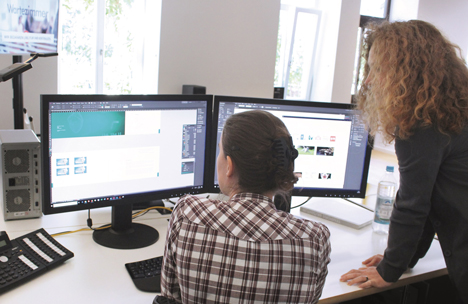 TV Wartezimmer will Agenturen Konkurrenz machen - In einer ehemaligen Schreinerei können zwölf Spezialisten digitalen Content produzieren (Foto: TV Wartezimmer)