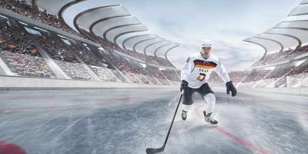 Eishockey-Spieler Moritz Mller ist neuer Markenbotschafter bei Toyota (Foto: Toyota)