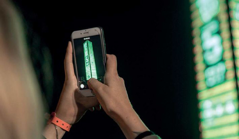 Ganz schön abgespaced: Digitale Spielereien bei Ufomammoot - Mit interaktiven Games und einer Tanz-App machte Ufomammoot den Jägermeister-Turm zum Highlight der Kieler Woche (Foto: Ufomammoot)