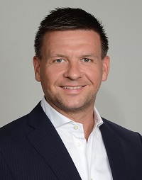 Smartclip und RTL Ad Connect vertiefen Partnerschaft für ATV- und Videowerbelösungen - Oliver Vesper, Co-CEO und Managing Director bei Smartclip Europe, kann Kunden ab sofort auch das Video-Inventar von RTL Ad Connect anbieten.(Foto: Smartclip)