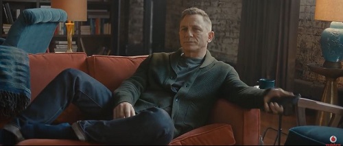Vodafone will mit einem TV-Spot mit dem Schauspieler Daniel Craig sein GigaTV etablieren (Foto: Screenshot YouTube/Vodafone)