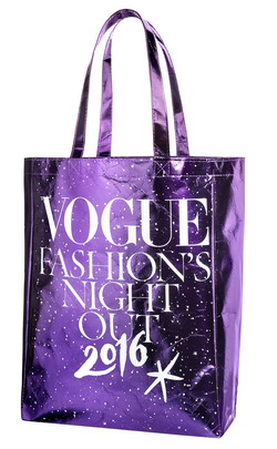 'Vogue' baut Shopping-Event aus und sendet auf QVC - Der Erlös aus dem Verkauf der 'Vogue'-Shopping-Bag kommt karitativen Einrichtungen zugute (Foto: Condé Nast)
