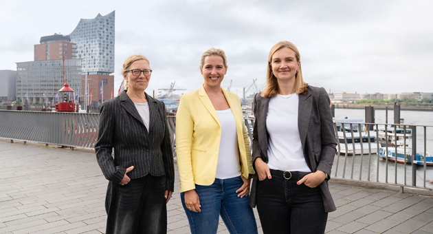 Von der Kuhlen Kommunikation eröffnet Hamburger Office - Das Hamburger von der Kuhlen Kommunikation-Team (v.l.) Claudia Pantke, Friederike von der Kuhlen und Janna Knörck – Foto: Oliver Reetz