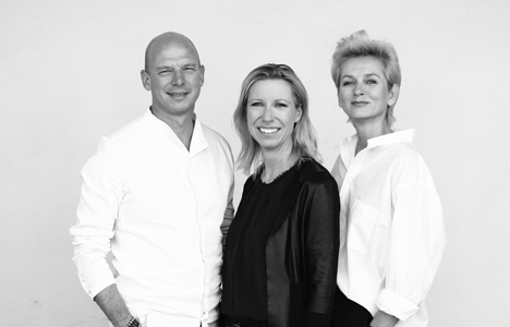 Luc Btz und Cathrin Jo Ann Wind (r.) konnten Katharina Mller fr die Leitung des neuen Bros im schweizerischen Zug gewinnen (Foto: WIN)