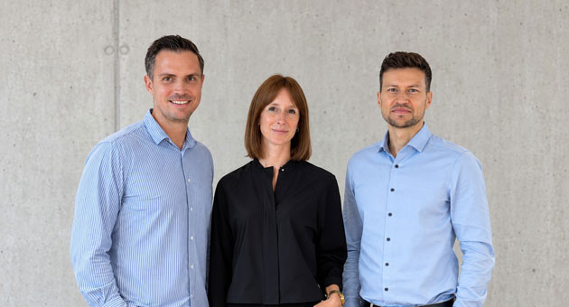 Towa erweitert Führungsteam - Towa stellt die Führung breiter auf: Florian Wassel (l.), Johanna Veit und Andreas Wagner übernehmen zentrale Rollen in Management, Vertrieb und Unternehmenssteuerung – Quelle: Towa