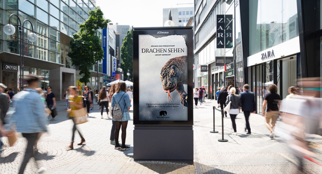 Weischer testet Wetter-KI in der Außenwerbung - Weischer lässt die Kampagne des Kölner Zoo nur bei Regen auf DOOH-Screens ausspielen – Foto: Weischer