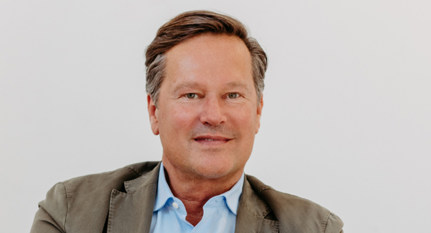 Philipp Wolff verlässt Hubert Burda Media - Kommunikationschef Philipp Wolff will ein neues Kapitel aufschlagen - Foto: Max Louis Koebele for HBM