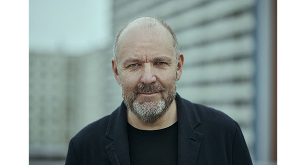 SYZYGY senkt Umsatz-Prognose für 2025 - SYZYGY-CEO Frank Wolfram bleibt trotz der Umnsatz-Korrektur zuversichtlich - Foto: Pascal Büning