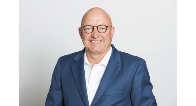 Deutsches Spring- und Dressur Derby mit neuer Agentur - En Garde Chef Volker Wulff verabschiedet sich als Vermarkter des Deutschen Spring- und Dressur Derbys - Foto: Thomas Helmmann / En Garde Marketing
