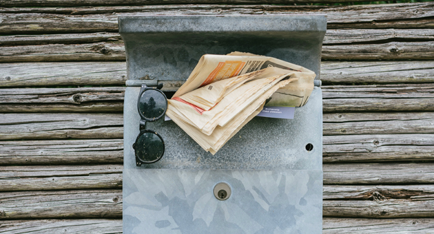 Aus für Sonntagszeitungen - Ab Ende März werden die Abonnenten keine Zeitung mehr in ihren Briefkästen haben - Foto: Jonas Tebbe on Unsplash