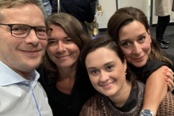 Selfie beim Jahres-Kickoff 2019 ( (v.l.n.r.): Mirko Kaminski mitTina Krahne, Jessica Steffenhagen und Babette Kemper (Foto: achtung) 