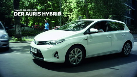 Toyota und Saatchi & Saatchi werben für den Auris Hybrid -