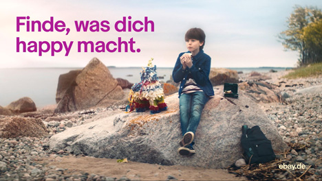 Jung von Matt wünscht "Happy eBay to you" - Emotionales Storytelling zum eBay-Birthday: Protagonist des Spots ist ein kleiner Junge, der mit einem Piñata-Pferd Freundschaft schließt (Foto: JvM)