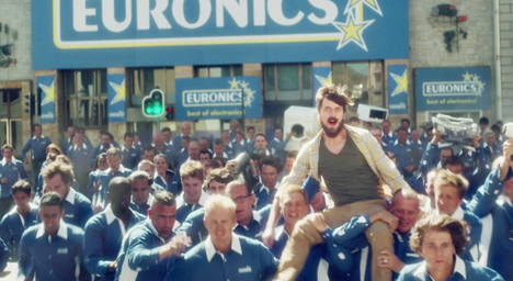 Euronics und Stammbetreuer Jung von Matt/Spree legen zum Jubiläum eine Kampagne auf - Verbundgruppe für Consumer Electronics feiert 25-jähriges Jubiläum (Foto: JvM/Spree)