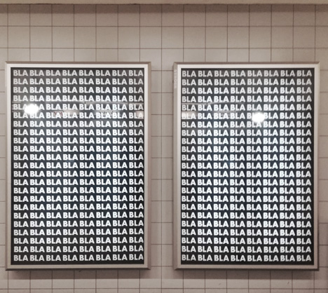 Neues Watson-Portal startet mit Kampagne von TBWA - Auf den Plakaten wie hier am Hamburger Hauptbahnhof ist nur 'BLA BLA BLA' zu sehen - keine weitere Botschaft oder ein Absender (Foto: Annika Frömel)