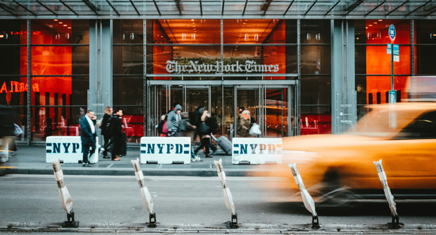Warum die New York Times jetzt mit Amazon kooperiert - Foto: Stéphan Valentin/Unsplash
