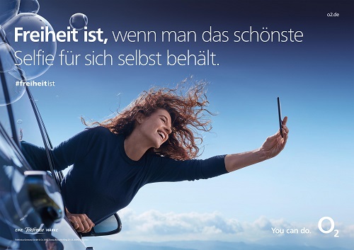 o2 und Kolle Rebbe bringen mehr Selbstbestimmung in den digitalen Alltag - o2 geht mit einer neuen Kampagne in die Offensive, um seine Free-Tarife zu bewerben (Foto: obs/Telefónica Deutschland Holding AG)