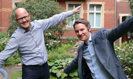 Ryanair vergibt deutschen PR-Etat an Public Link - Arbeiten nun gemeinsam (v.l.): Ingo Harding, CEO von Public Link, und Robin Kiely, Head of Communications von Ryanair (Foto: Public Link)