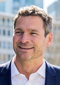 Dr. Matthias Schwenke (Foto: Axiom)