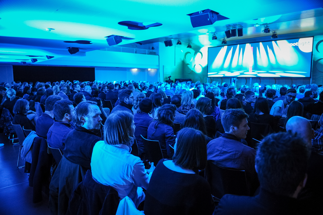 spotlight-Festival wird ins Netz verlegt - 2019 fand die spotlight-Festival-Gala noch vor vollen Rängen statt. Corona-bedingt wird das Festival 2020 ins Netz verlegt. (Foto: Valentin Oswald)
