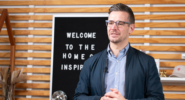"Programmatic ist hierzulande noch nicht ausgereizt" - David von Hilchen, Director Sales und Country Lead DACH von Stack Adapt, will die Plattform als "transformative Alternative" im deutschen Programmatic-Markt etablieren – Foto: Stack Adapt